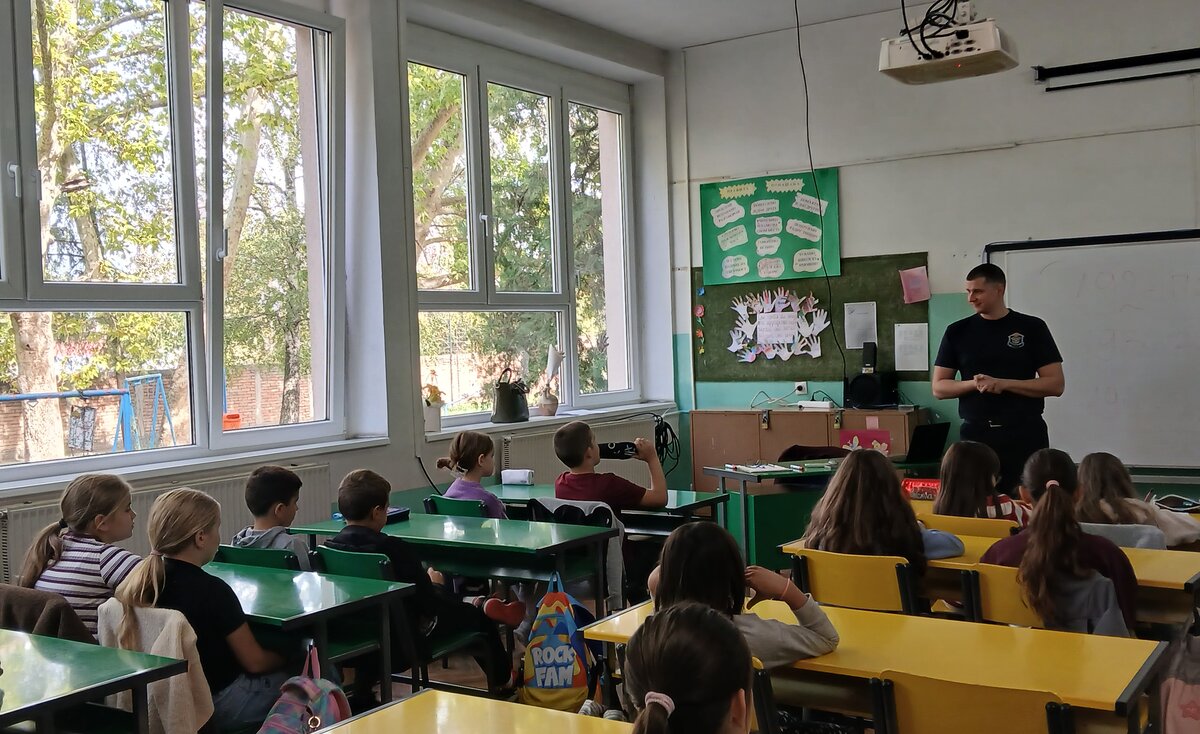 Едукација ученика о безбедности и превенцији насиља